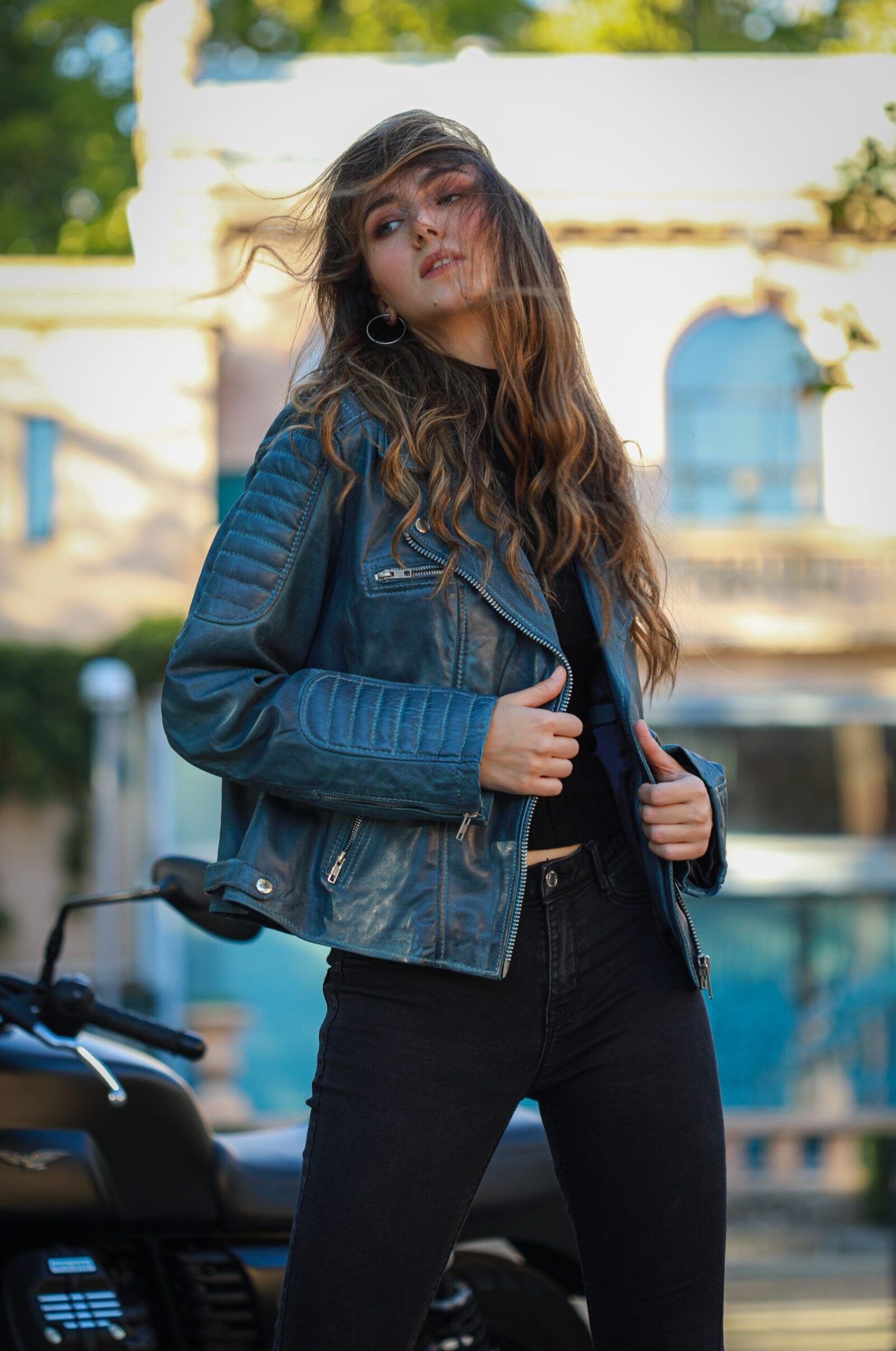 Las chaquetas de cuero un ícono del cine y la música
