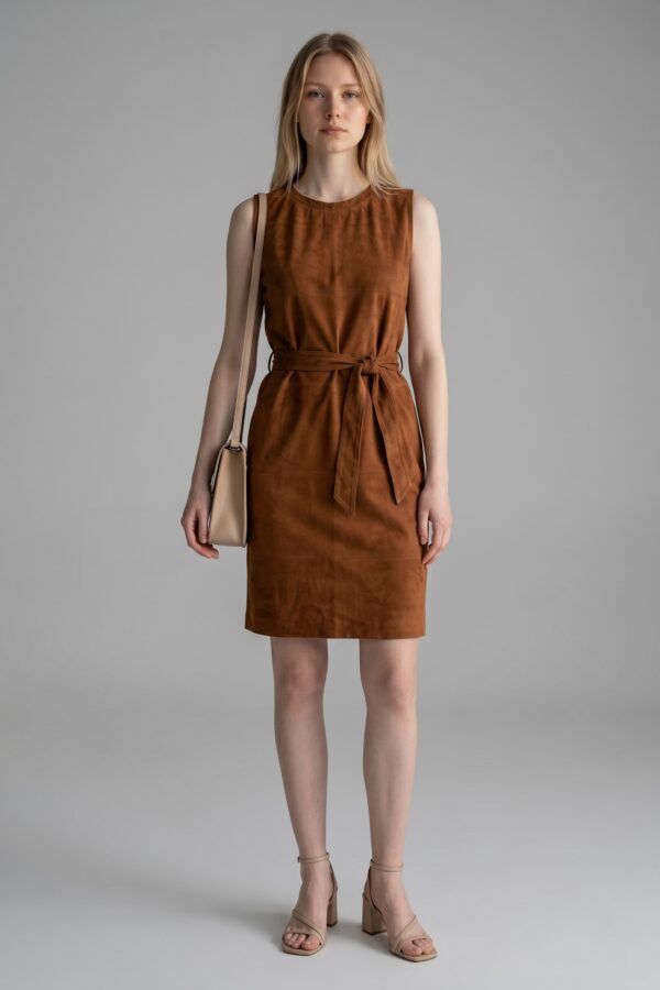 Vestido de ante corto sin mangas