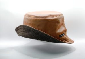 sombrero reversible de piel